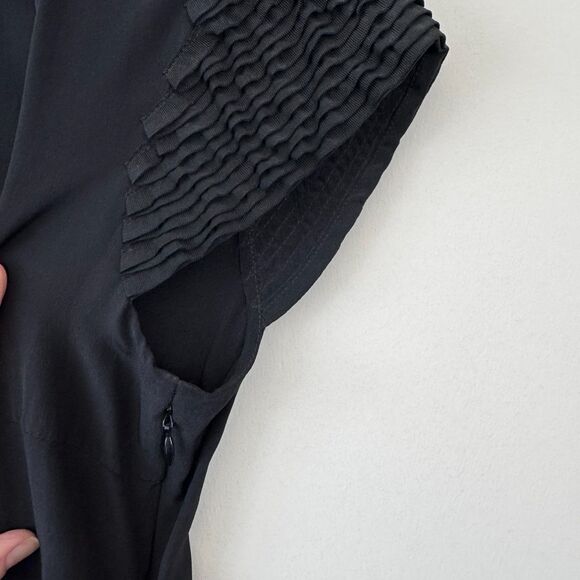 Escada Black Ruffled Blouse 100% Silk Size 6 - Picture 5 of 8